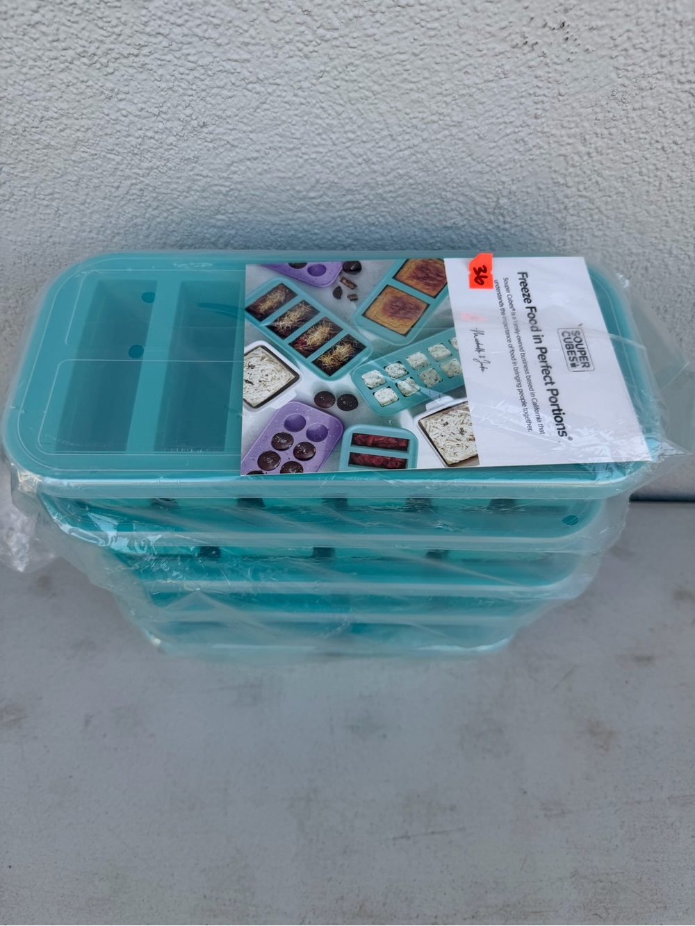 Teal Freeze Food in Perfect Portions Tray - Picture 2 of 3